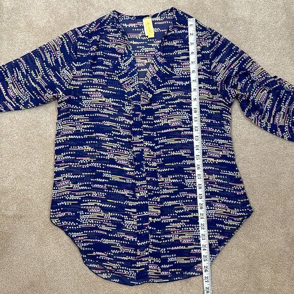 Bee Stitched Sheer Tunic Blur Yellow Pink Patterned Top Women Size Small - Picture 6 of 9